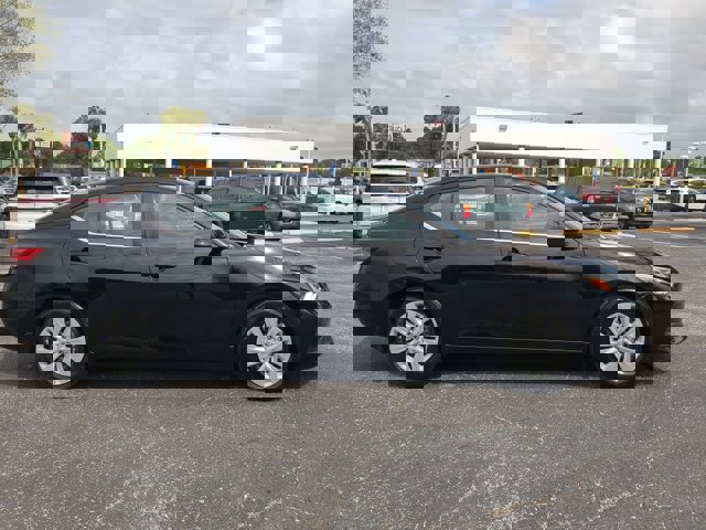 Certified 2023 Nissan Sentra S image 4