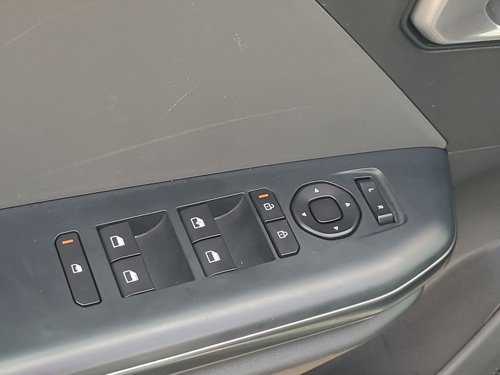 Used 2025 Kia K4 LXS FWD image 24