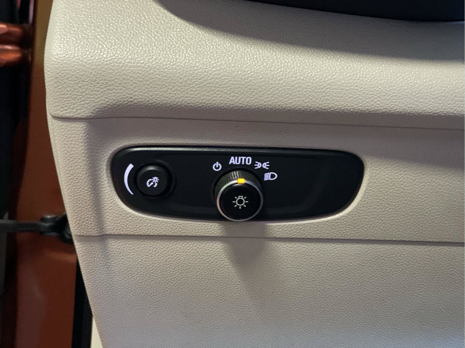 Used 2021 Buick Envision Preferred AWD/4WD image 25