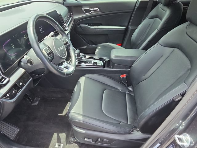 Used 2025 Kia Sportage EX FWD image 11