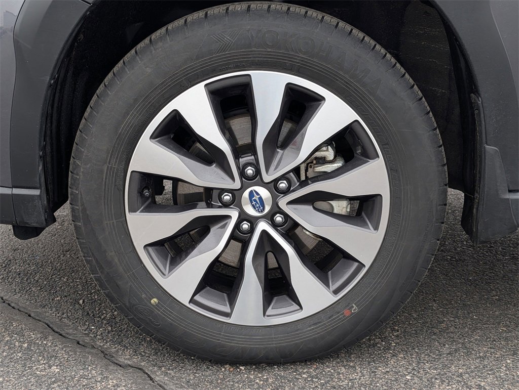 Used 2025 Subaru Outback Touring w/ Popular Package #2 image 15