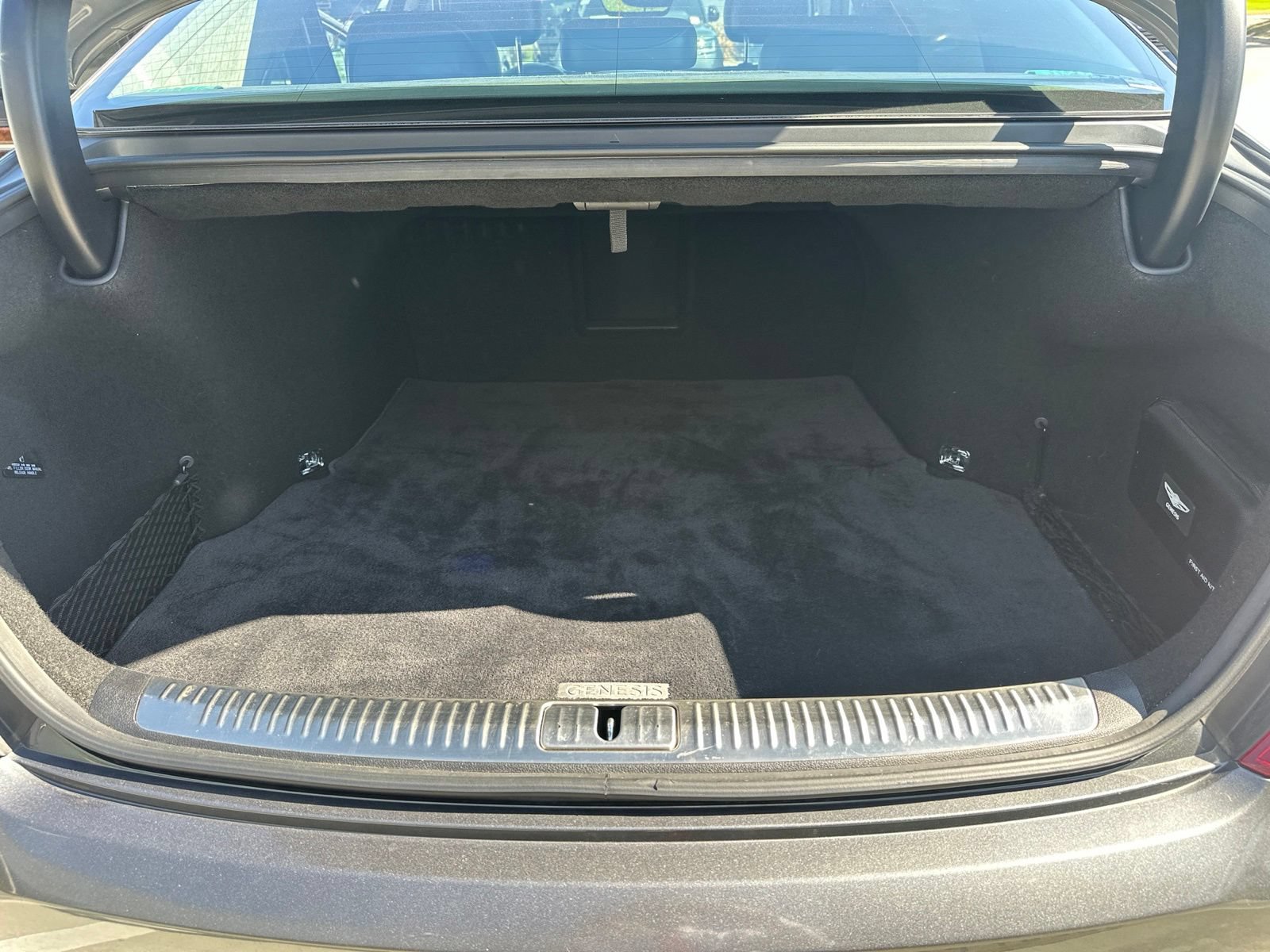 Used 2017 Genesis G90 5.0 Ultimate RWD image 25