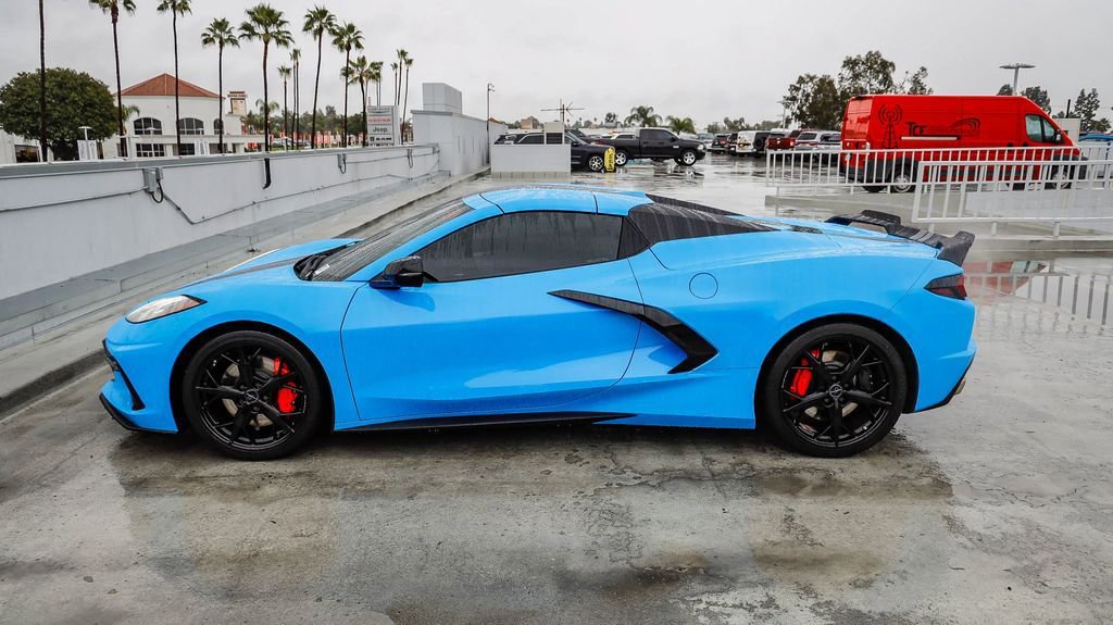 Used 2021 Chevrolet Corvette Stingray Premium Conv w/ Z51 Performance Package image 14