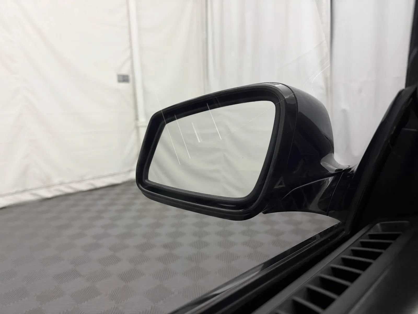 Used 2015 BMW 650i Convertible RWD image 19