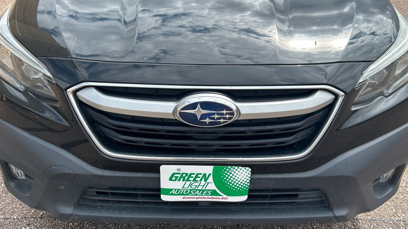 Used 2021 Subaru Outback Premium image 16