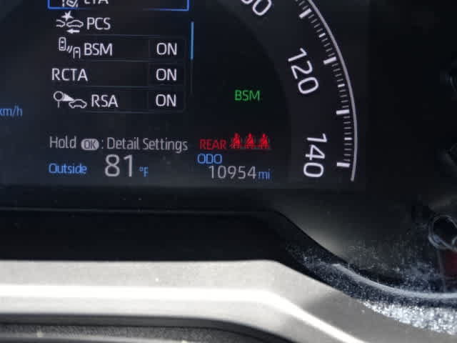 Used 2024 Toyota RAV4 XLE FWD image 27