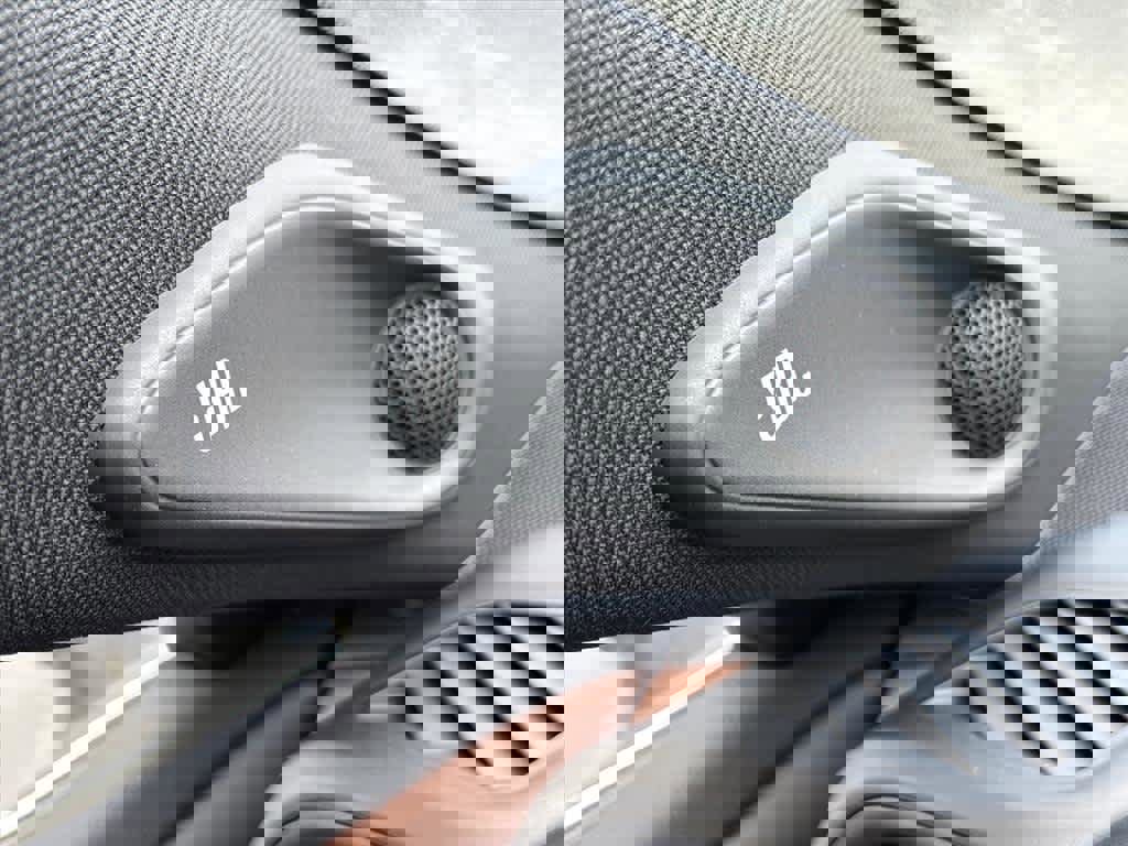 New 2026 Toyota Crown Signia image 17