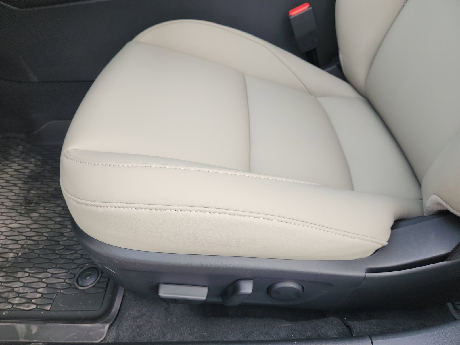 New 2026 MAZDA MAZDA3 2.5 S Sedan w/ Preferred Pkg image 23