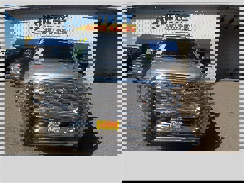 Used 2014 RAM 3500 Laramie image 15