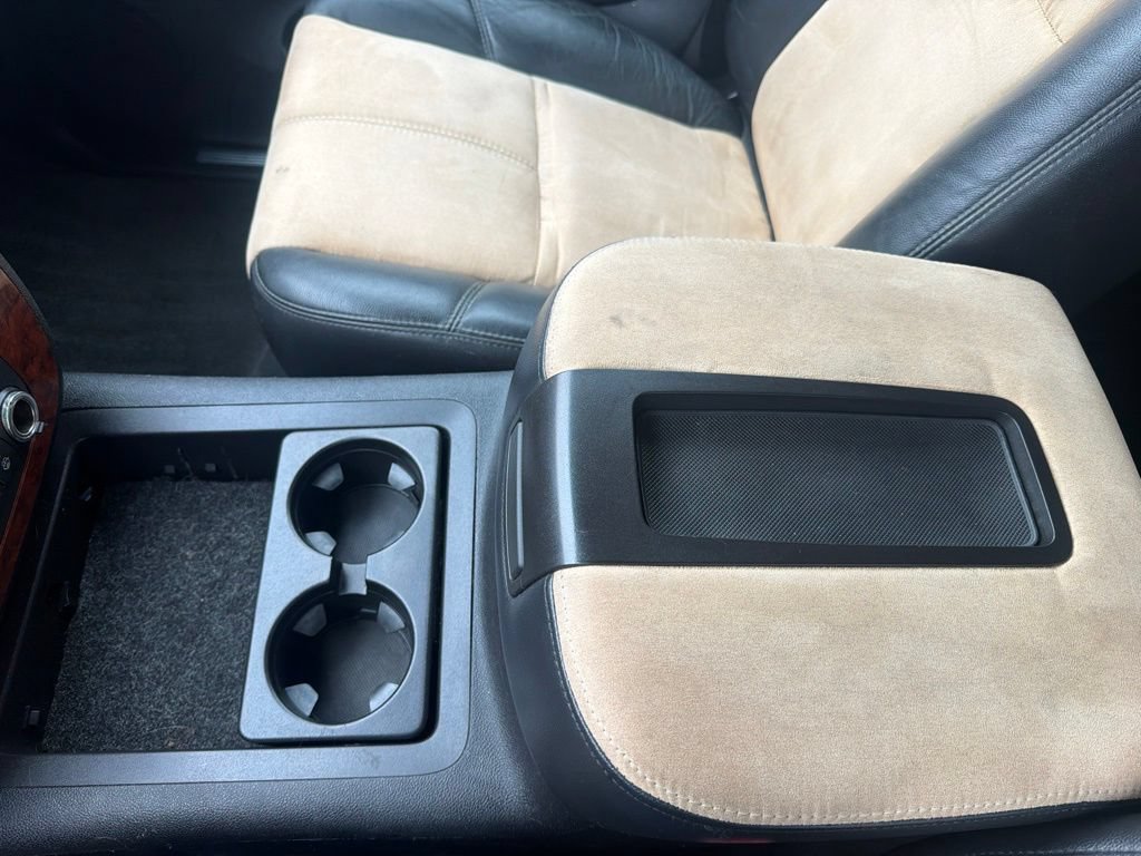 Used 2007 Chevrolet Tahoe LT w/ LT Preferred Equipment Group AWD/4WD image 16