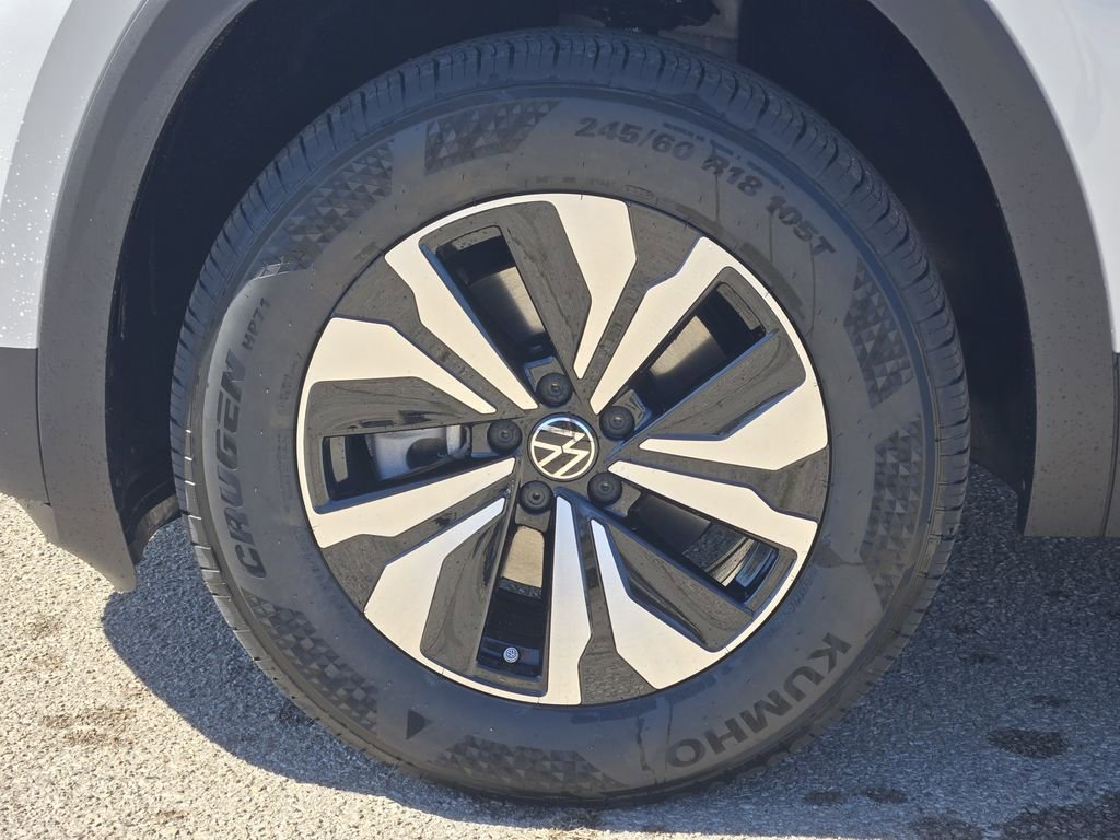 New 2026 Volkswagen Atlas SE FWD image 9