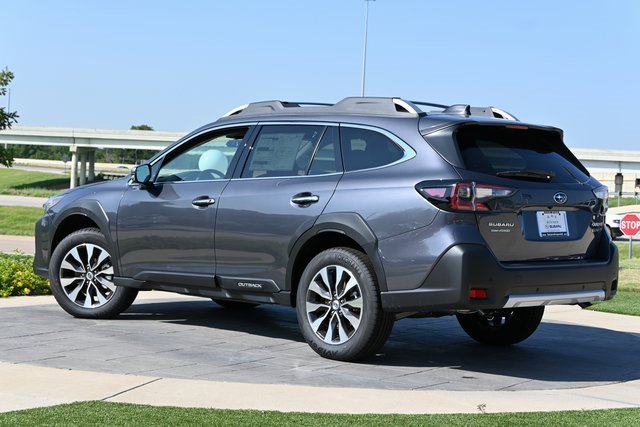 New 2025 Subaru Outback Touring XT image 5