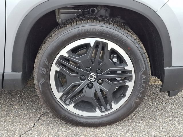Certified 2026 Honda Pilot Touring image 8