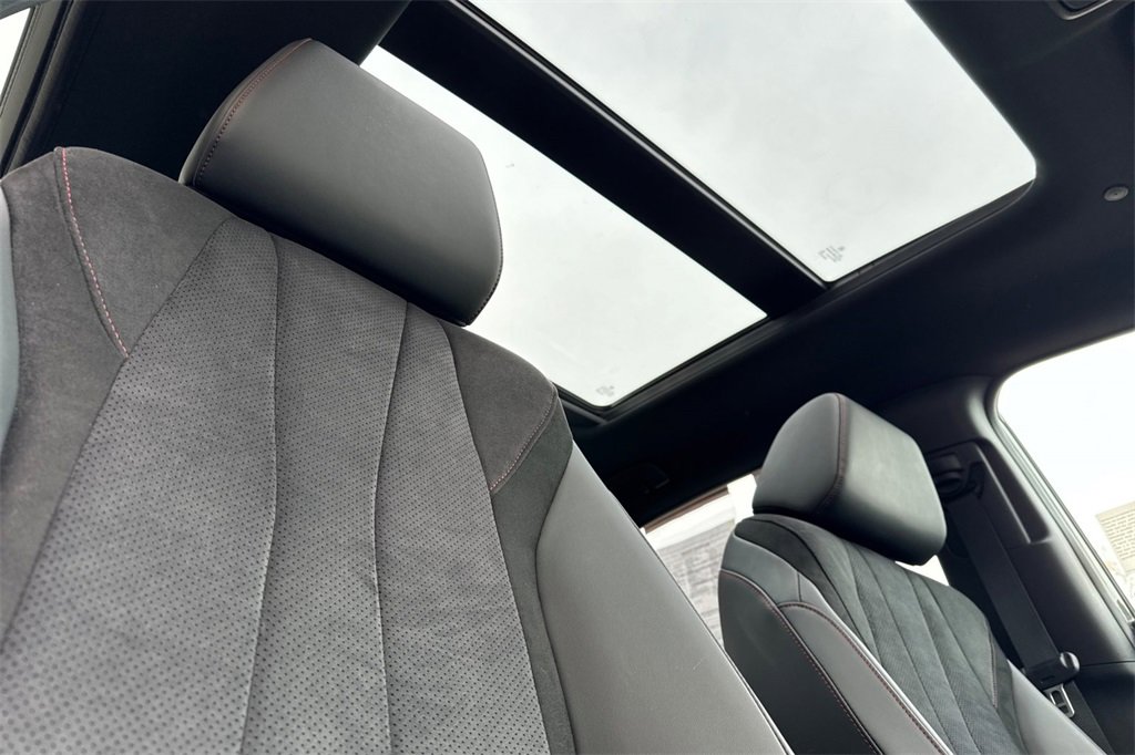 Certified 2025 Acura ADX A-Spec image 21