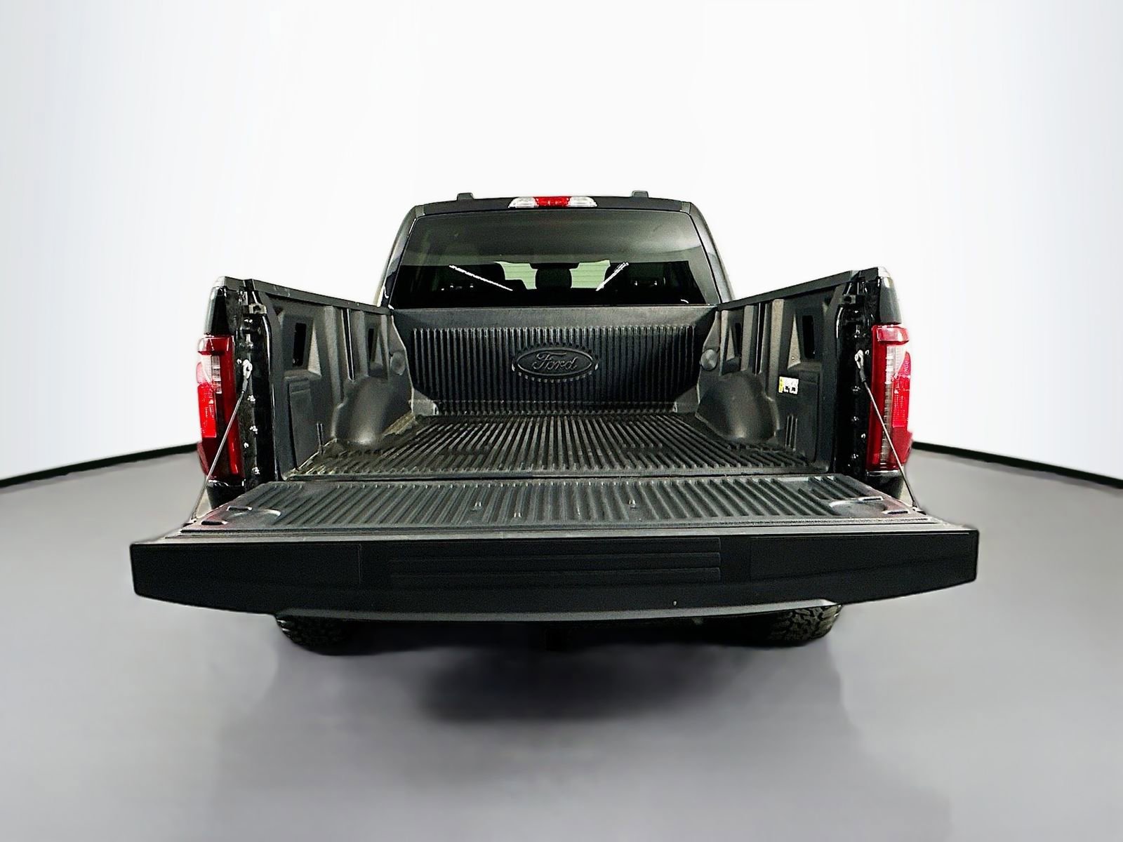 Used 2025 Ford F150 XLT w/ Equipment Group 301A Standard AWD/4WD image 24