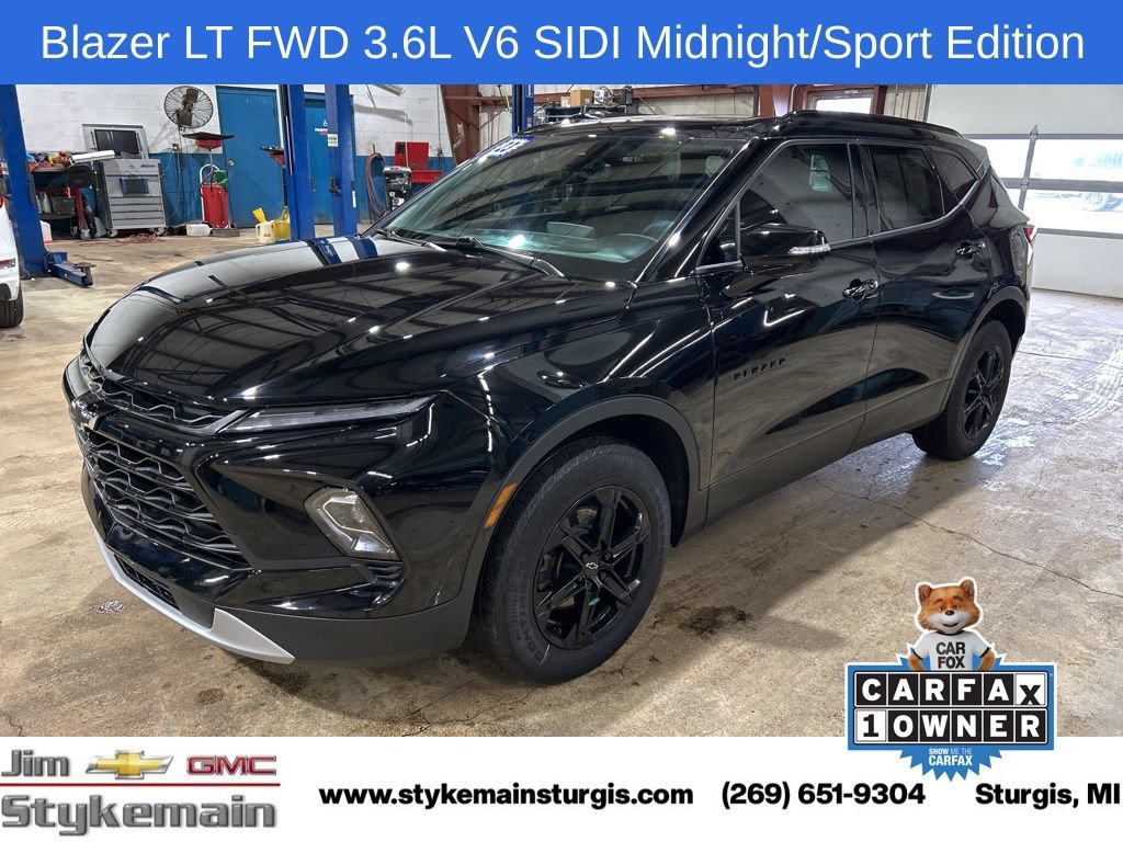 Used 2023 Chevrolet Blazer LT w/ Midnight/Sport Edition FWD image 1