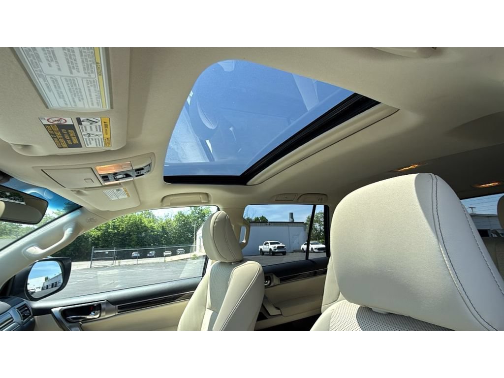 Used 2023 Lexus GX 460 Premium AWD/4WD image 34