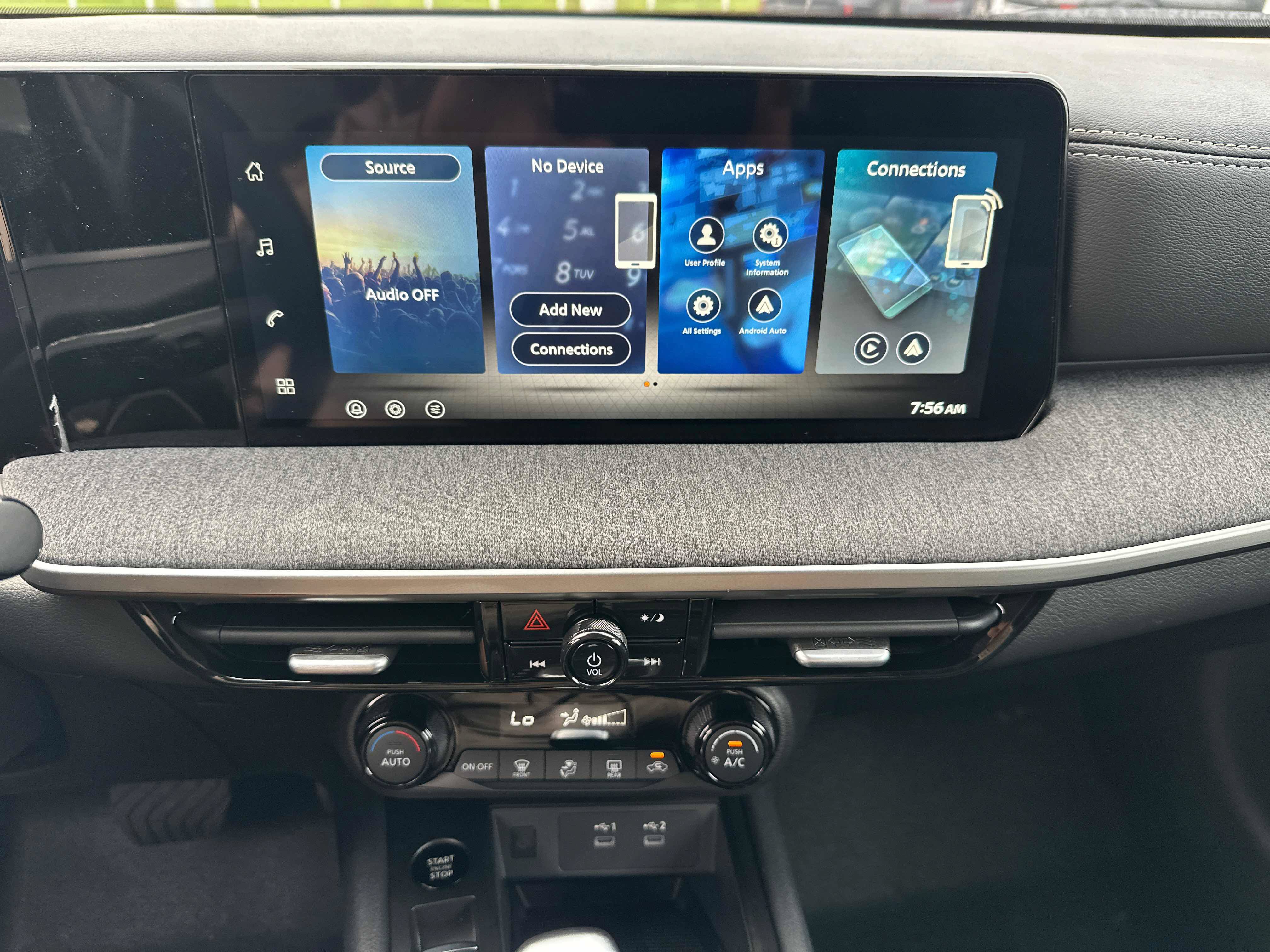 New 2026 Nissan Kicks SV AWD/4WD image 31