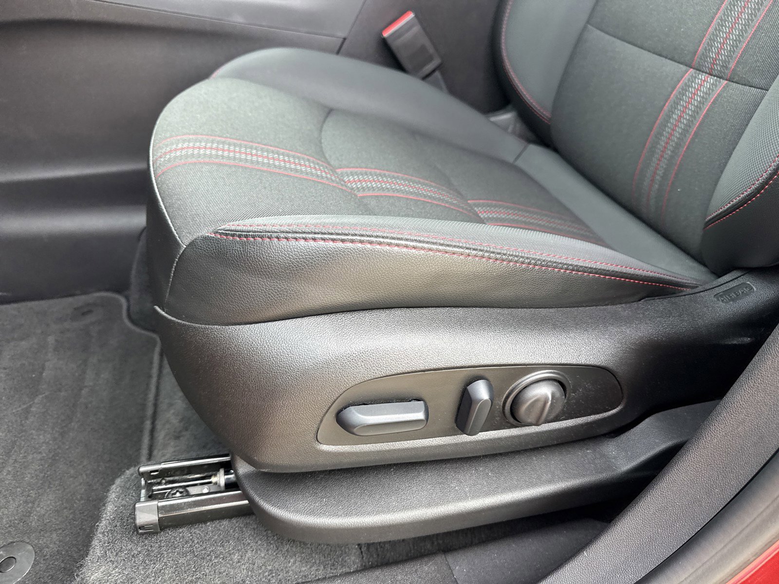 Used 2024 Chevrolet Equinox RS image 12