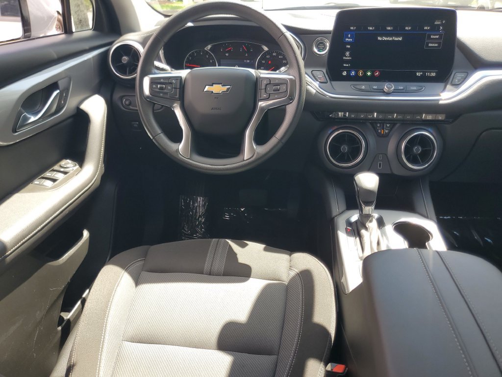 Used 2025 Chevrolet Blazer LT FWD image 14