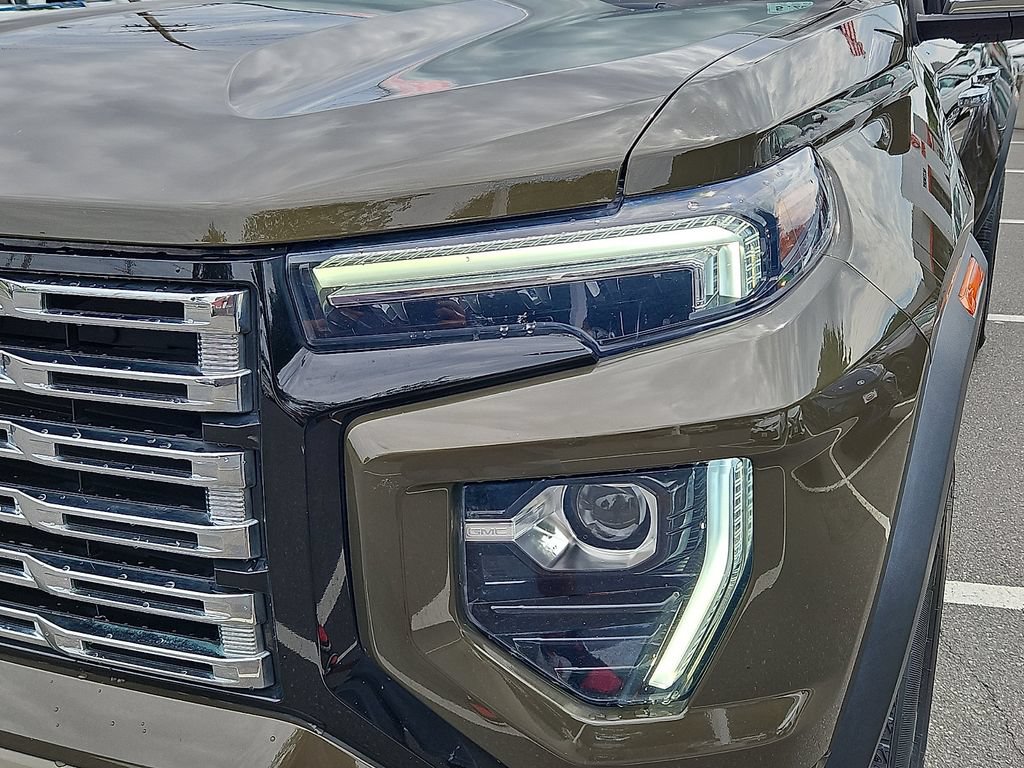 Used 2023 GMC Canyon Denali AWD/4WD image 10