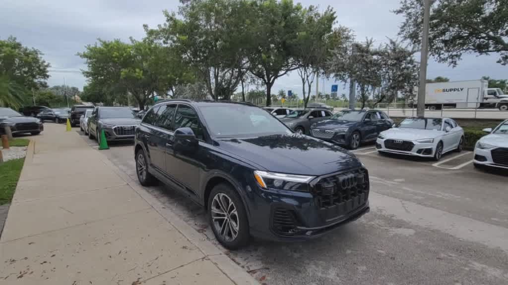 New 2026 Audi Q7 2.0T Premium AWD/4WD image 2