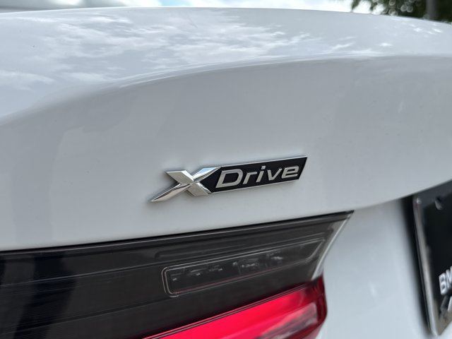 Certified 2023 BMW 330i xDrive Sedan w/ Driving Assistance Package AWD/4WD image 8