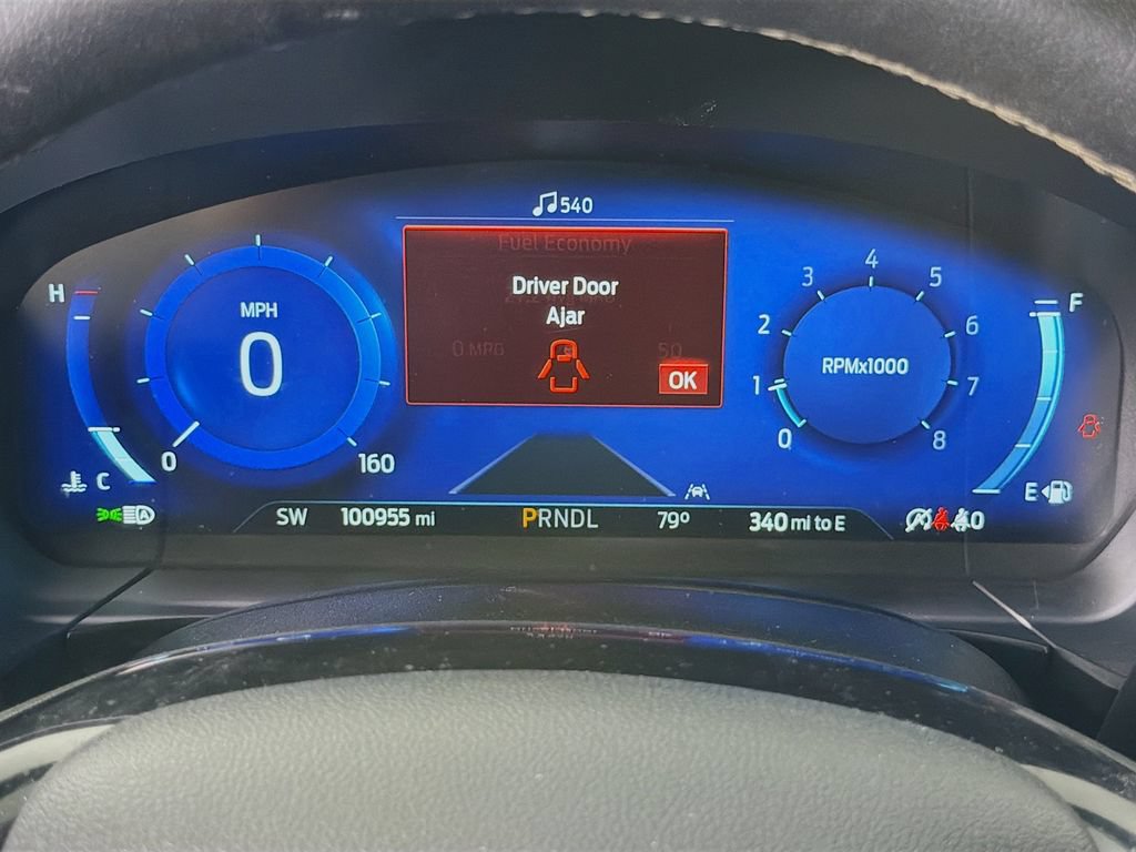 Used 2022 Ford Escape Titanium w/ Titanium Elite Package AWD/4WD image 16