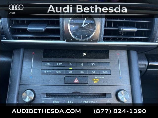 Used 2020 Lexus IS 300 AWD image 19