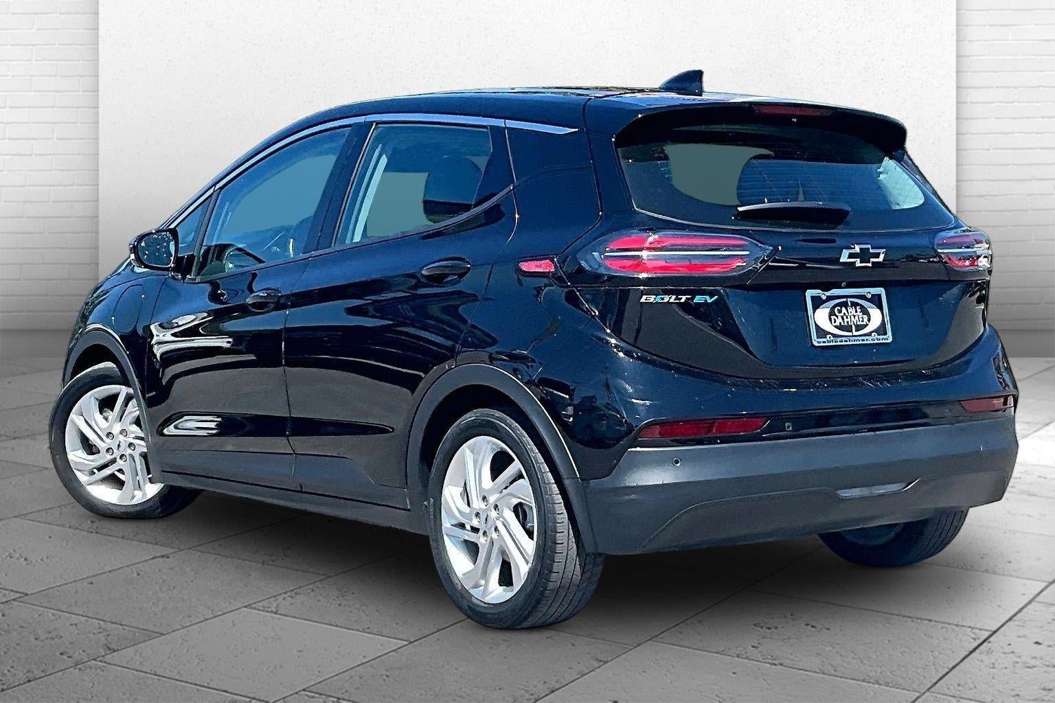Used 2022 Chevrolet Bolt LT FWD image 10