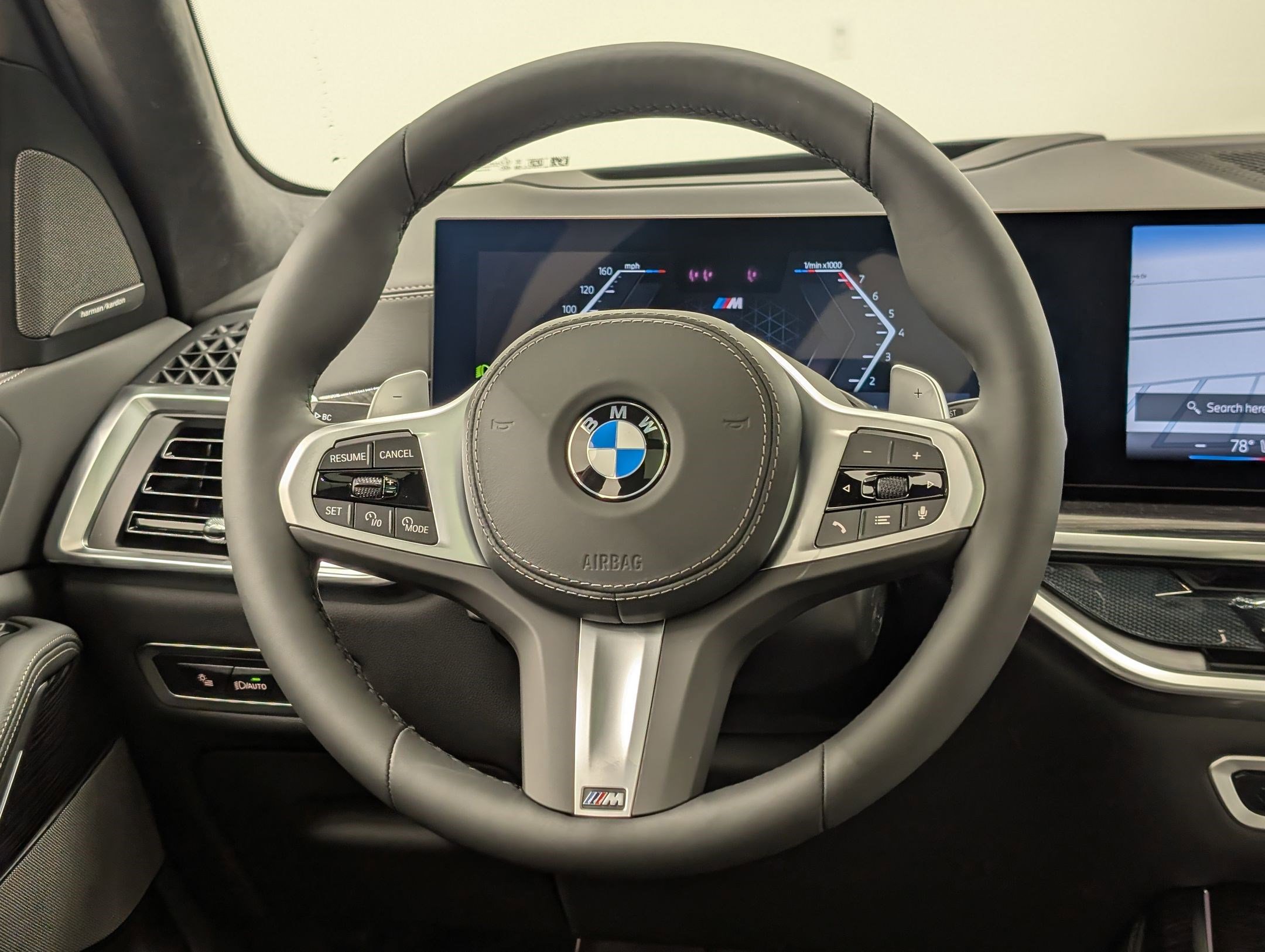 New 2026 BMW X7 xDrive40i w/ Executive Package image 17