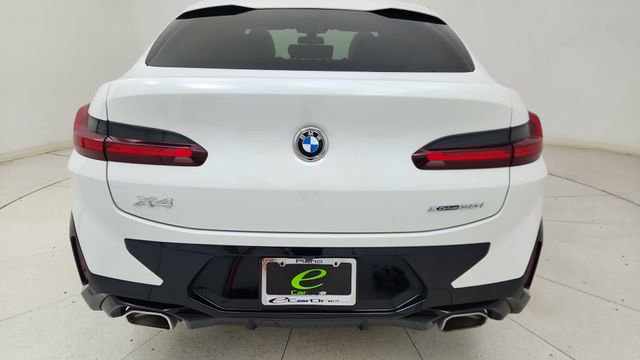 Used 2025 BMW X4 xDrive30i image 12