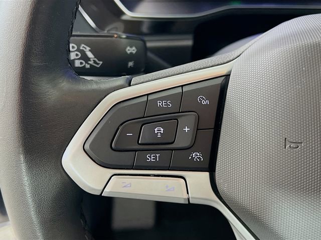 Used 2024 Volkswagen Jetta SE image 13