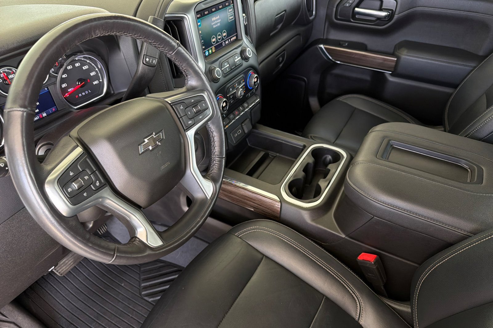 Used 2022 Chevrolet Silverado 1500 LT Trail Boss w/ Safety Package AWD/4WD image 10