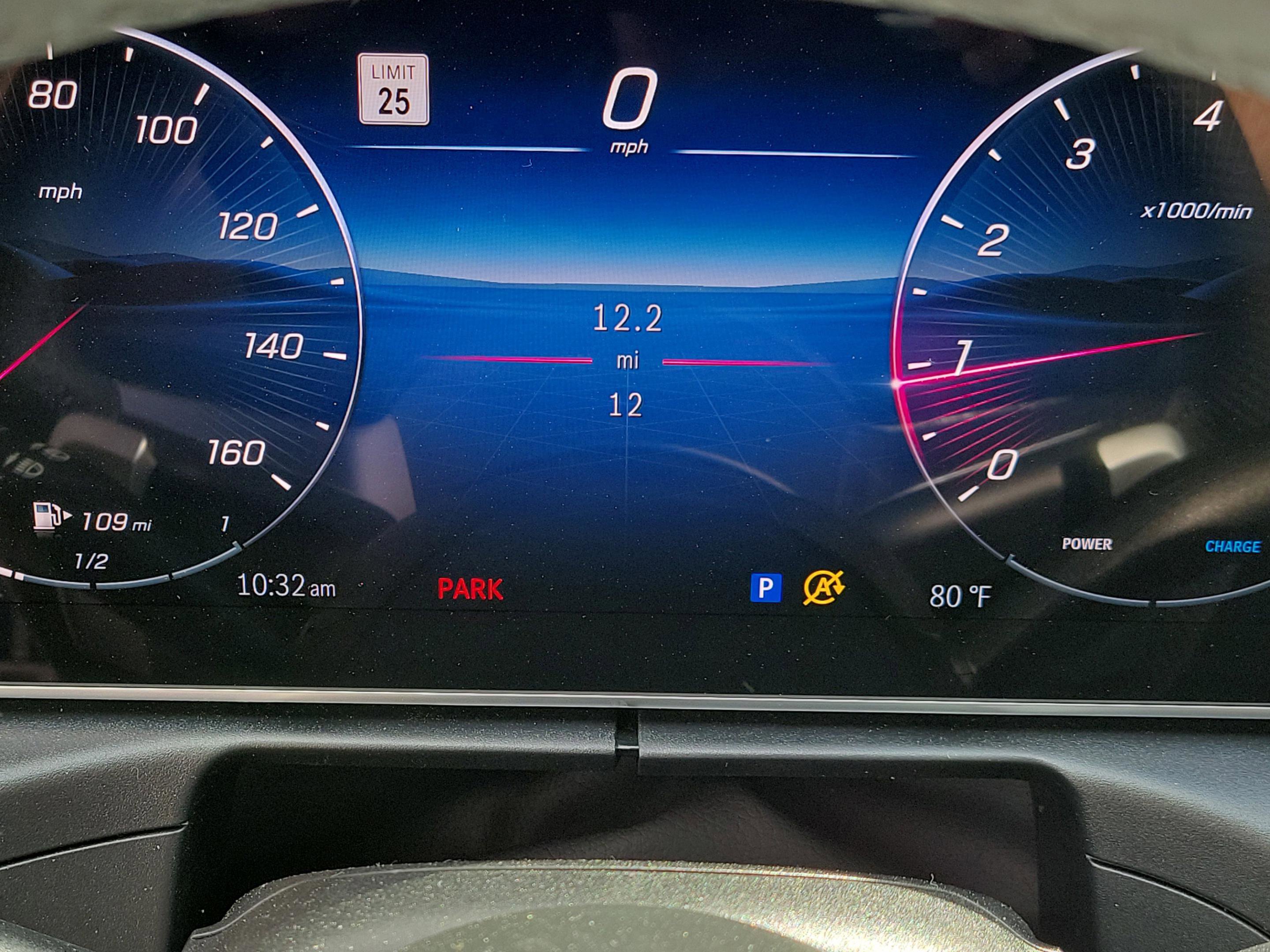 New 2025 Mercedes-Benz CLE 300 4MATIC Coupe image 28