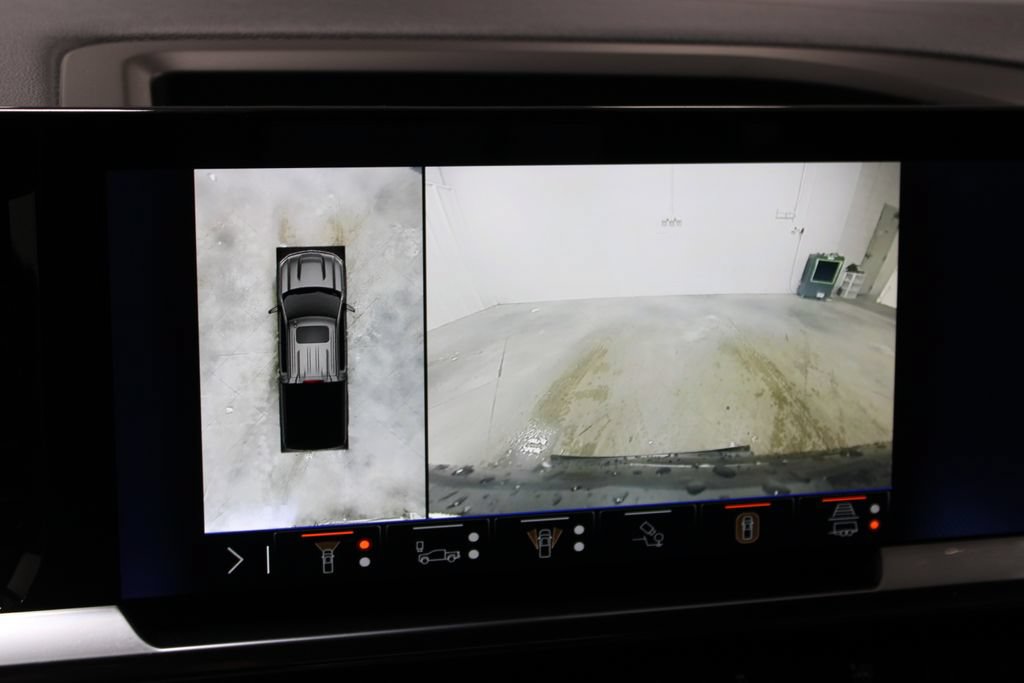 Used 2025 Chevrolet Silverado 1500 High Country AWD/4WD image 58