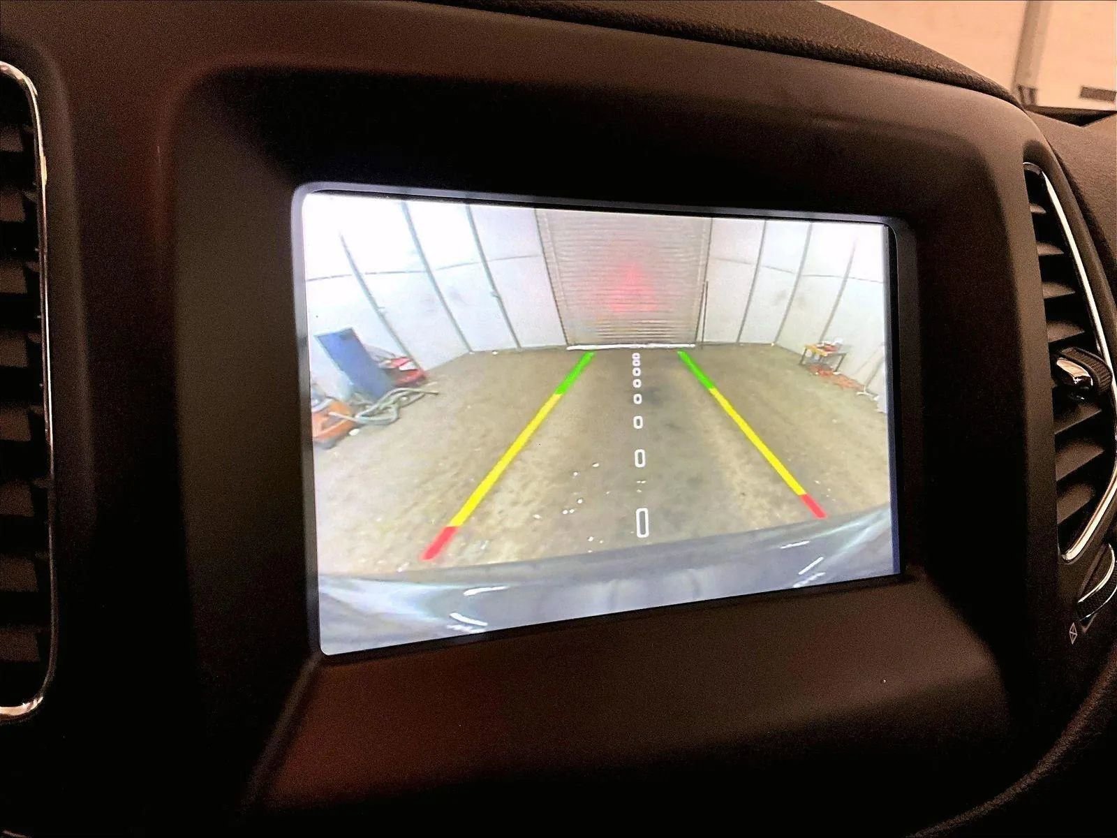 Used 2020 Jeep Compass Latitude image 20