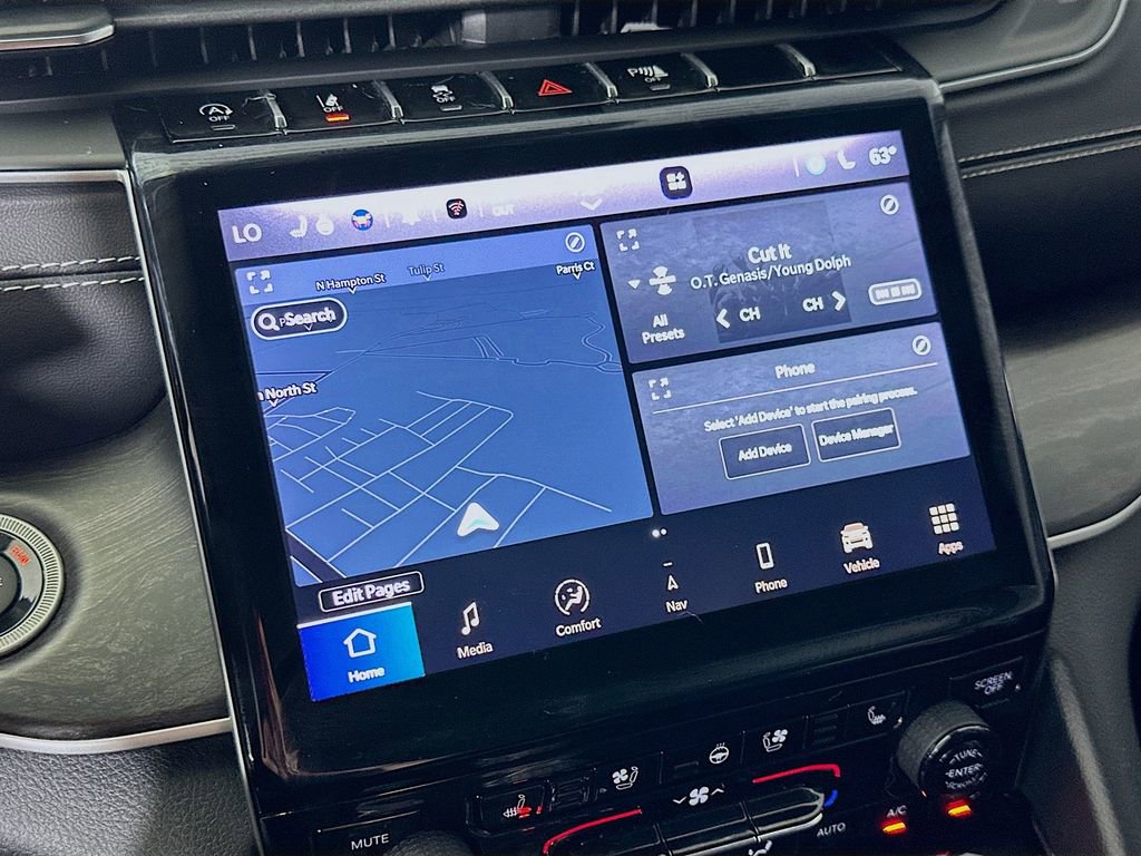 Used 2022 Jeep Grand Cherokee L Limited w/ Luxury Tech Group II image 27