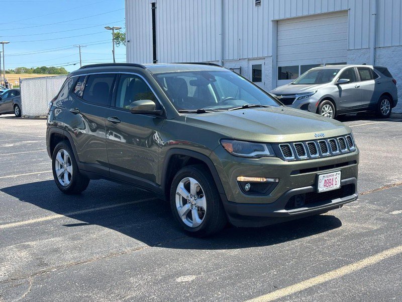 Used 2017 Jeep Compass Latitude w/ Popular Equipment Group image 7