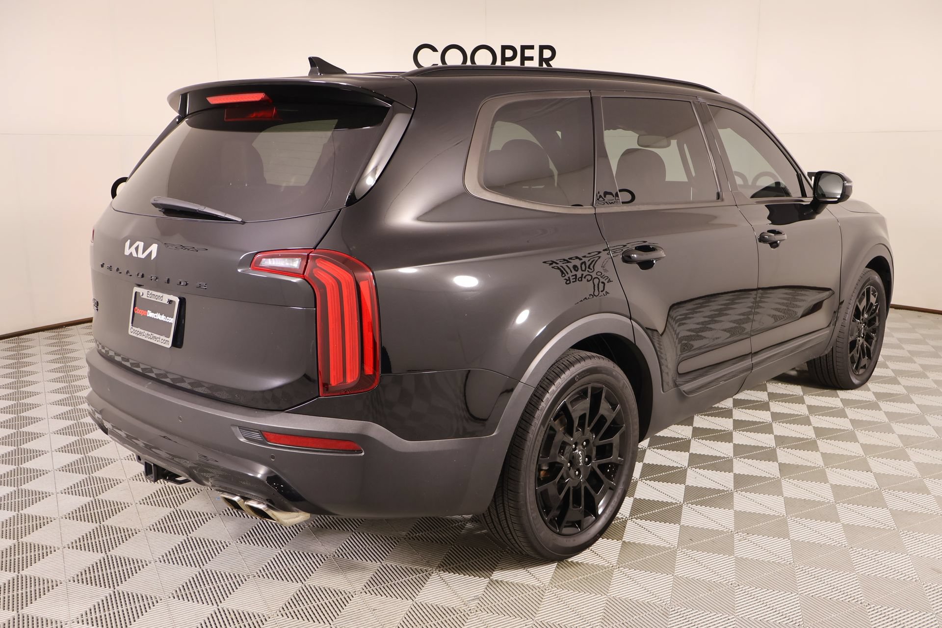 Used 2022 Kia Telluride SX w/ SX Prestige Package AWD/4WD image 23