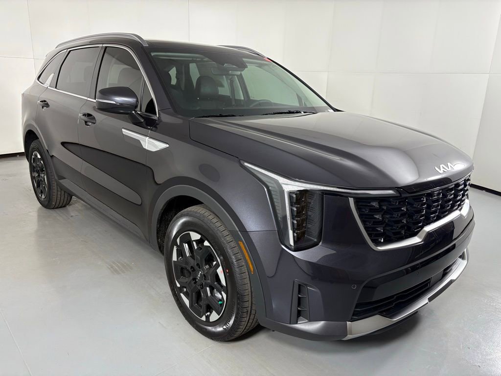 New 2026 Kia Sorento S w/ S Panoramic Sunroof Package image 2