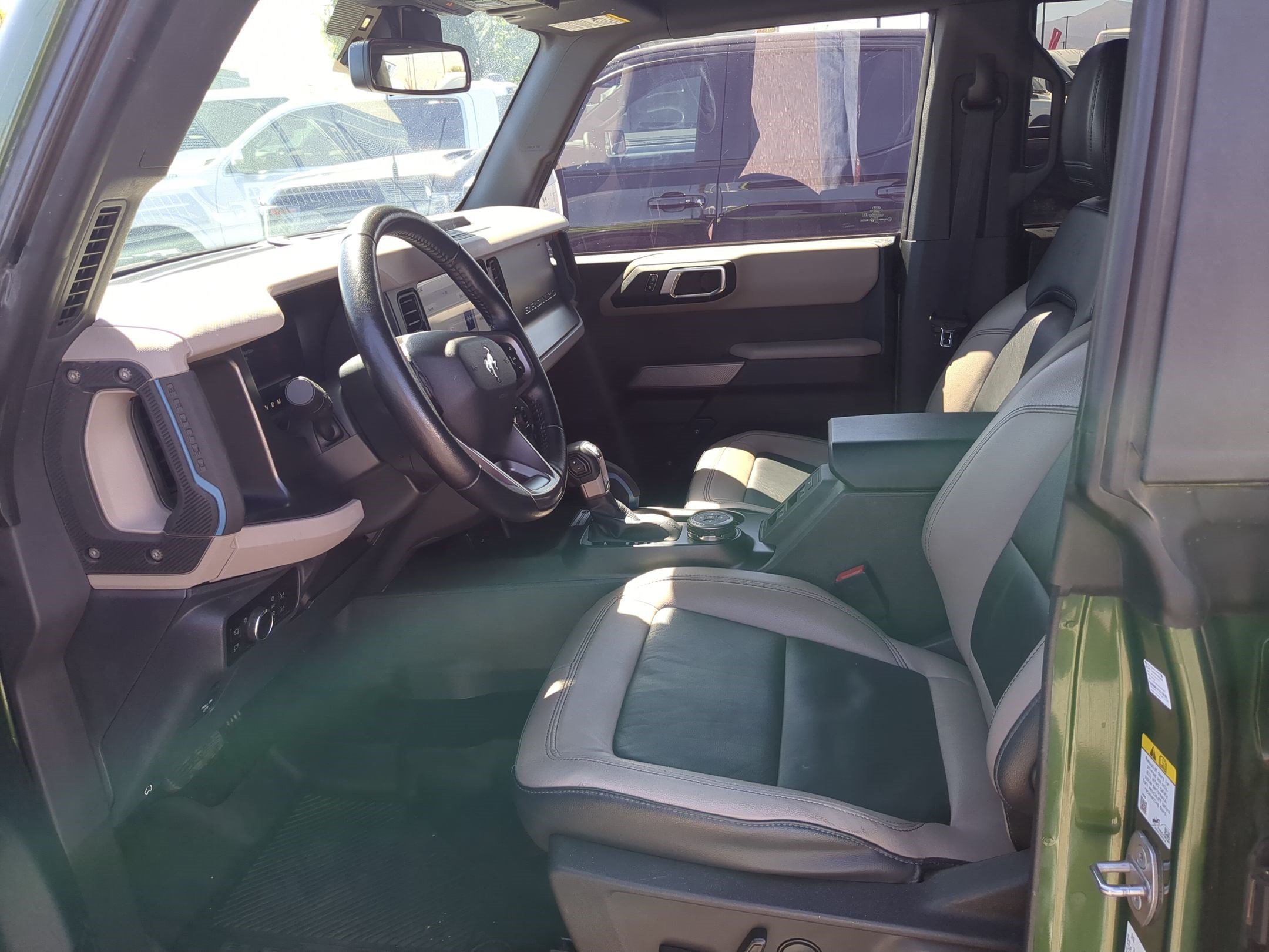 Used 2023 Ford Bronco Wildtrak AWD/4WD image 17
