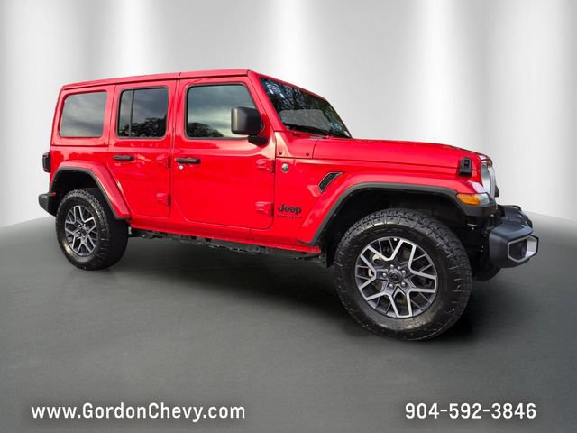 Used 2025 Jeep Wrangler Unlimited Sahara AWD/4WD image 8