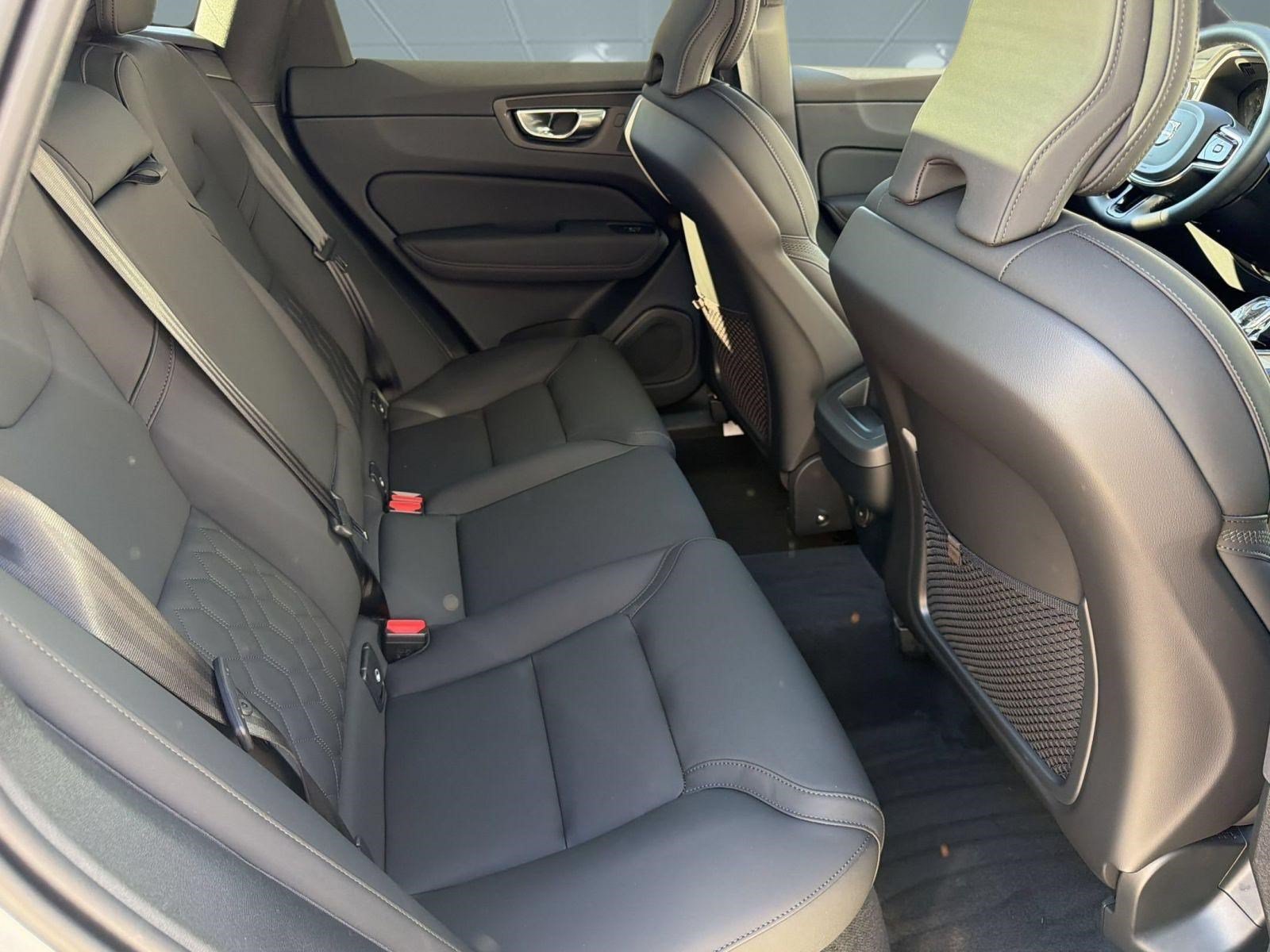 New 2026 Volvo XC60 B5 Plus w/ Climate Package AWD/4WD image 30
