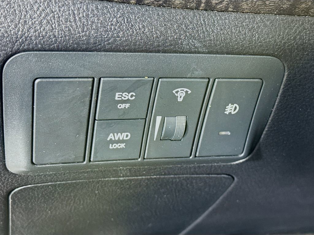 Used 2008 Hyundai Santa Fe SE AWD/4WD image 16