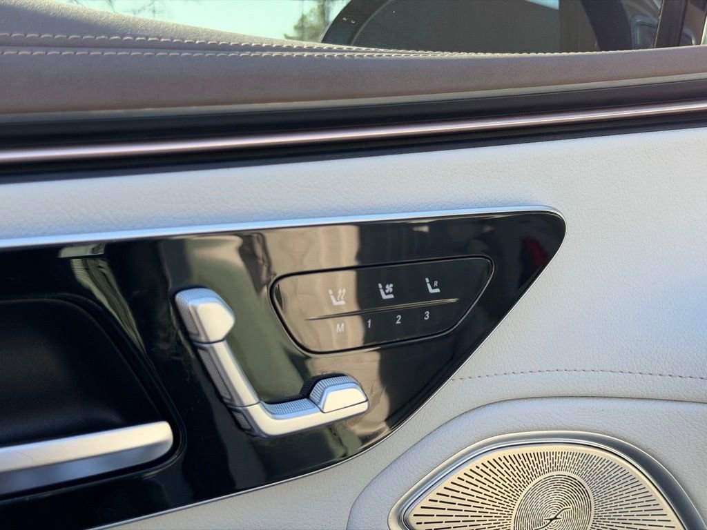 Used 2022 Mercedes-Benz EQS 450+ Sedan w/ AMG Line Exterior image 13