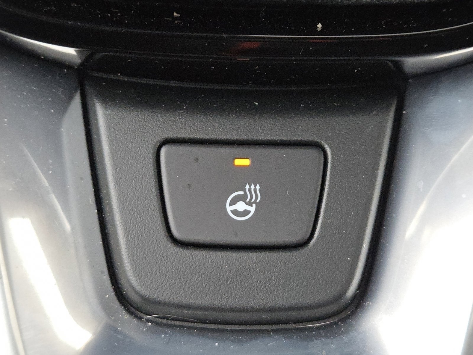 Used 2025 Honda Pilot Elite image 9