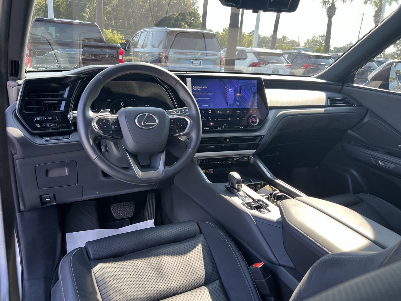 Used 2025 Lexus TX 350 AWD w/ Technology Package image 30