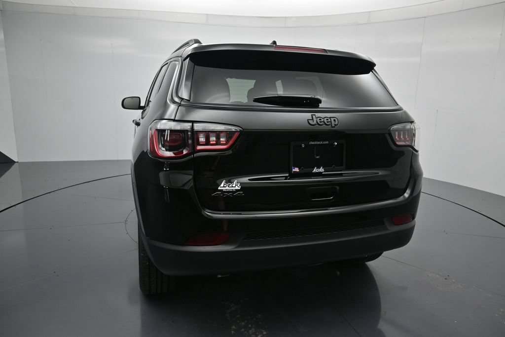 New 2026 Jeep Compass Latitude AWD/4WD image 23