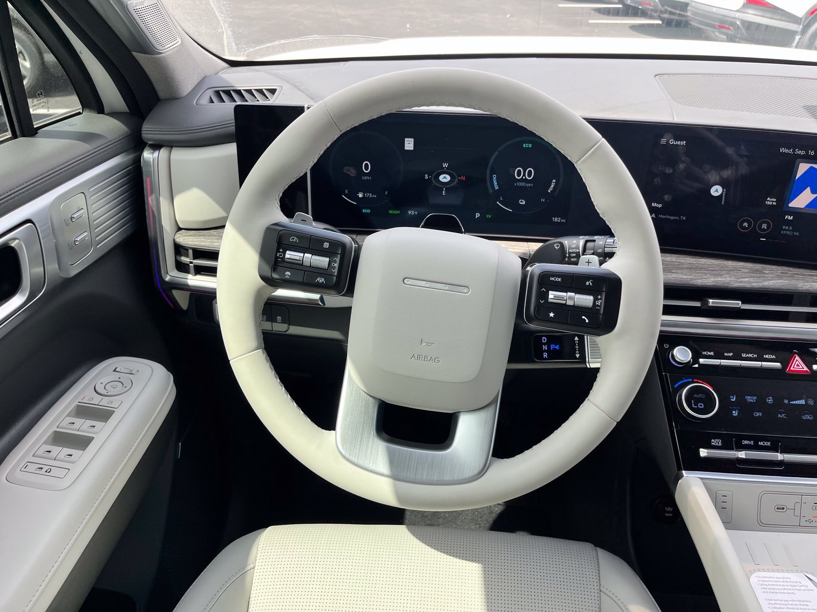 New 2026 Hyundai Santa Fe Limited FWD image 8